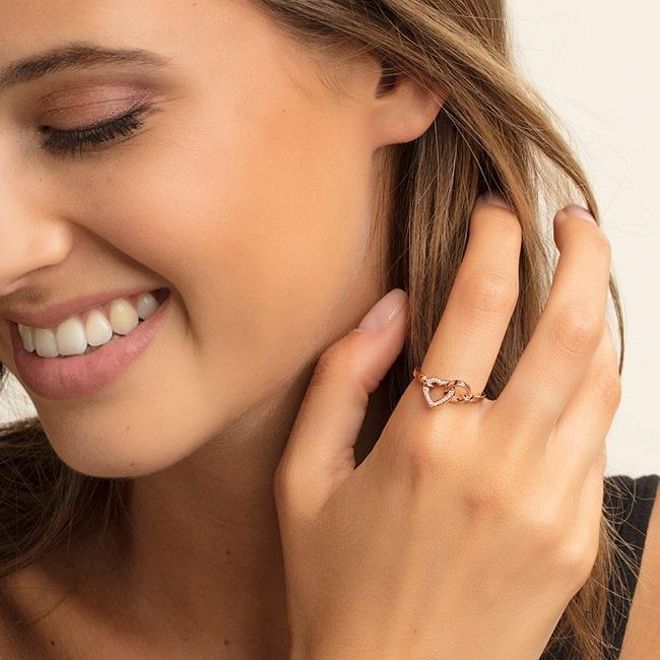 El anillo amoroso