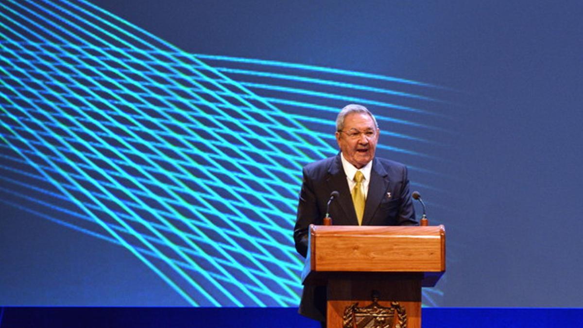 El presidente de Cuba, Raúl Castro, durante el discurso inaugural de la cumbre de la Celac, este martes en La Habana.