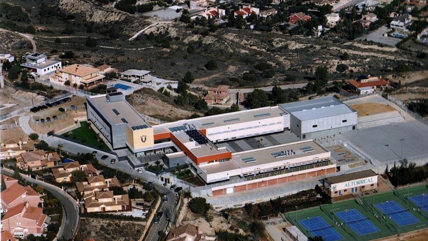 Vista aérea de las instalaciones del colegio Vistarreal, situado en Altorreal