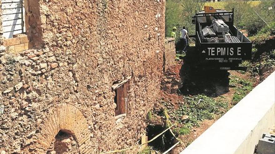 Retoman la restauración del Molí la Vila tras un parón de varios meses