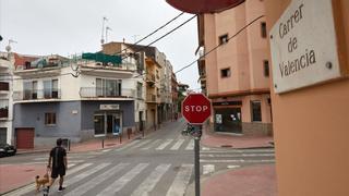 Un hombre ataca con sosa cáustica a una mujer y una menor en Sant Feliu de Guíxols