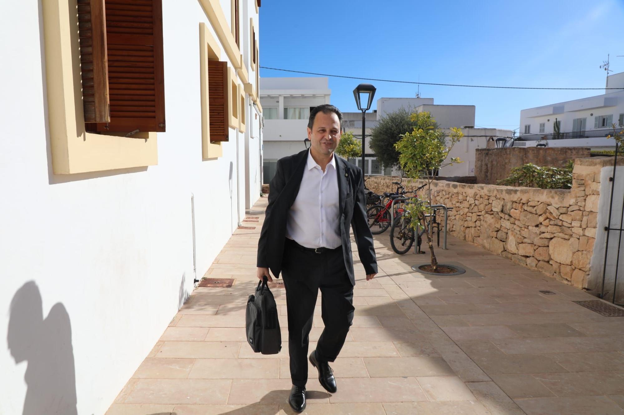 Galería: Crisis política en Formentera