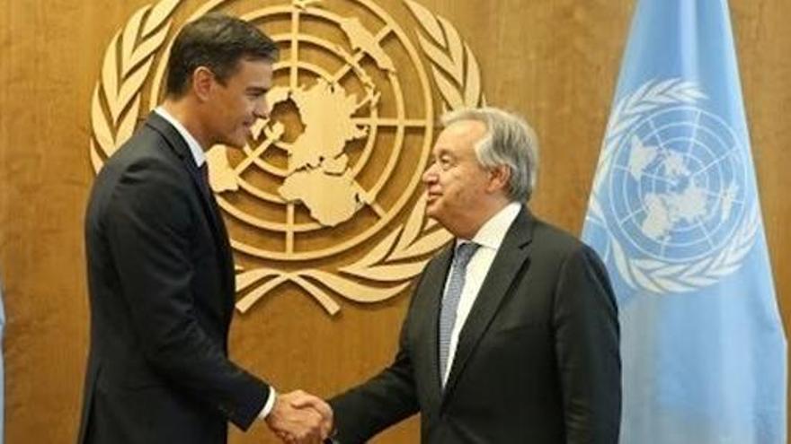Pedro Sánchez con el secretario general de la ONU, António Guterres