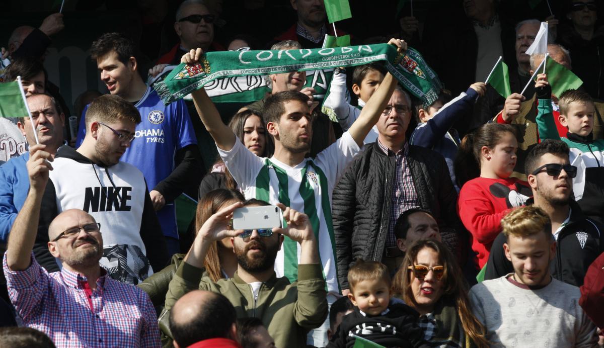 El Arcángel disfruta con la victoria del Córdoba
