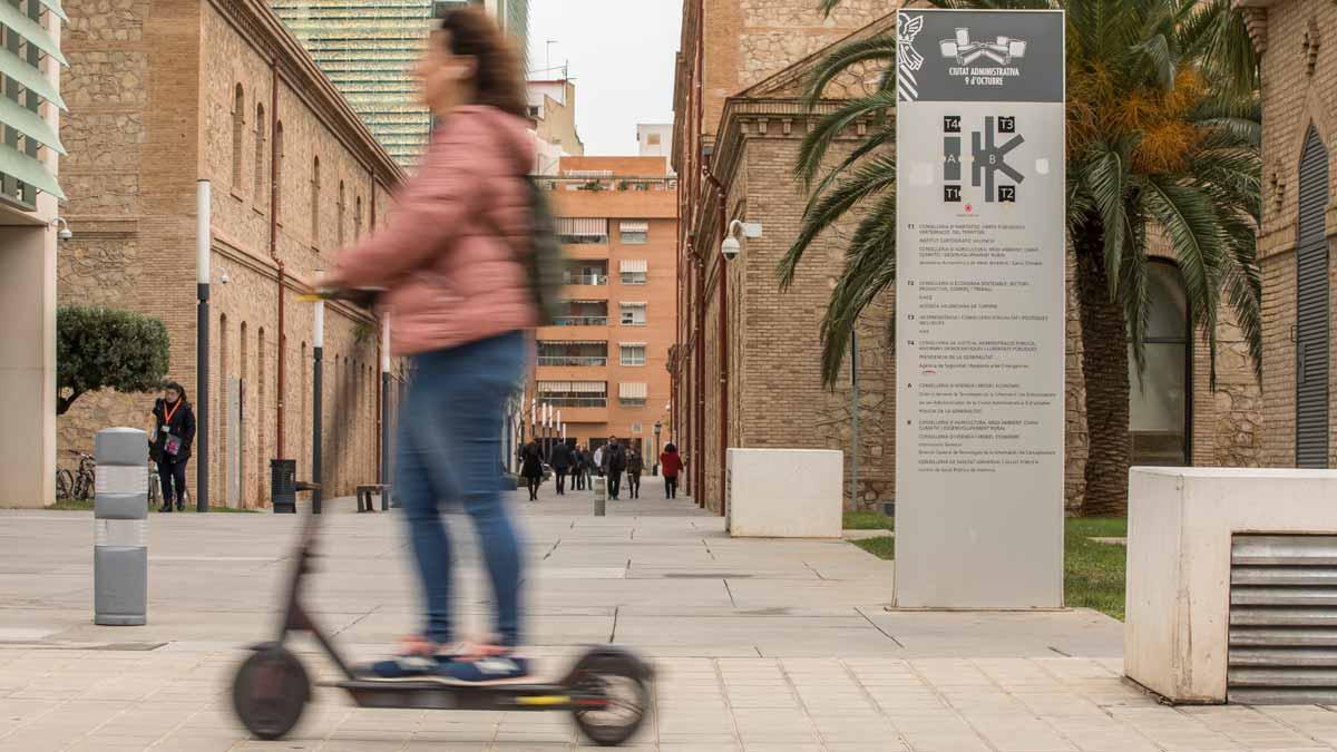 Incentivos para que los funcionarios valencianos no usen el coche