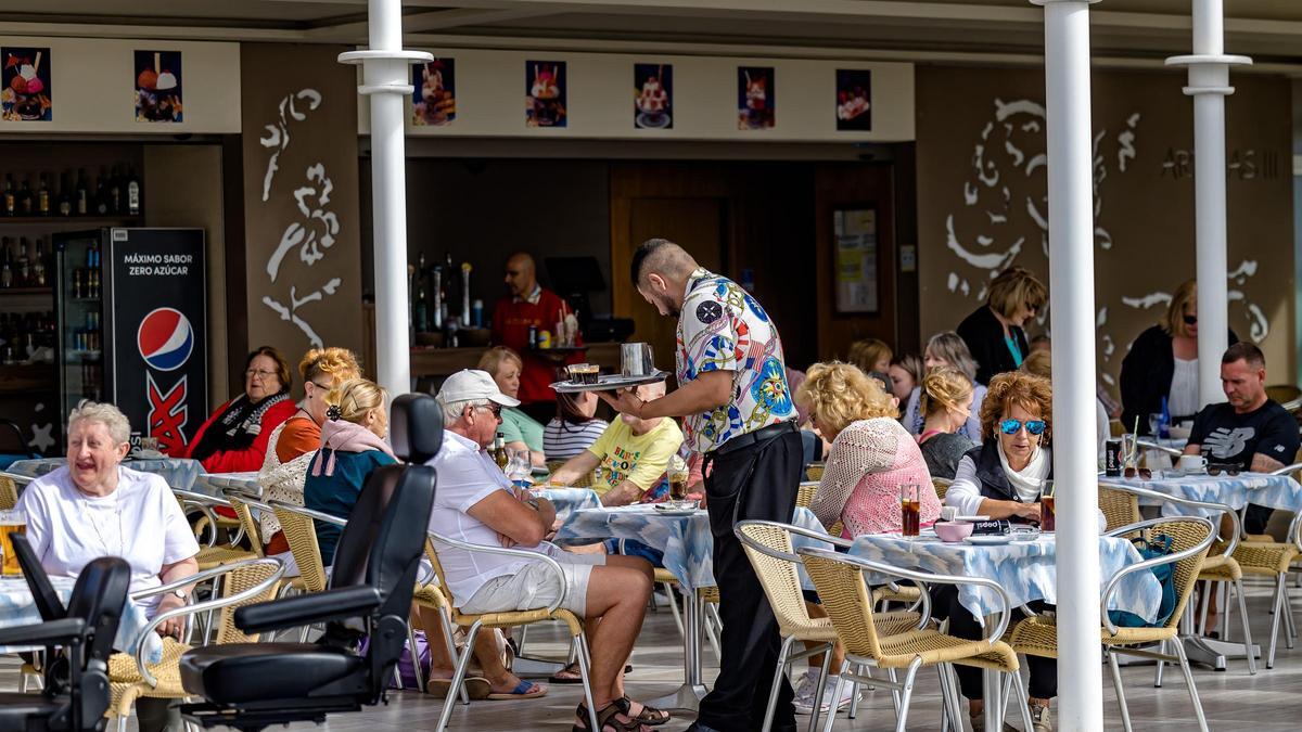 La hostelería es el sector que más empleo ha creado en la provincia de Alicante en el último año.