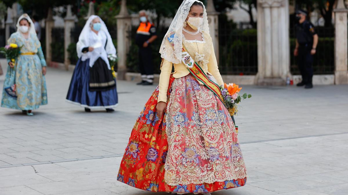 Búscate en el segundo día de Ofrenda por la calle Caballeros (entre las 18.00 y las 19.00 horas)