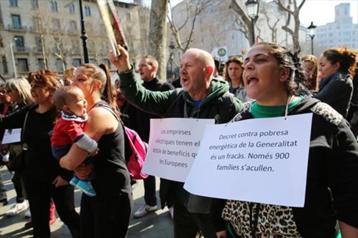 Protesta contra la pobresa energètica a Barcelona, el març passat. Protesta contra la pobresa energètica a Barcelona, el març passat.