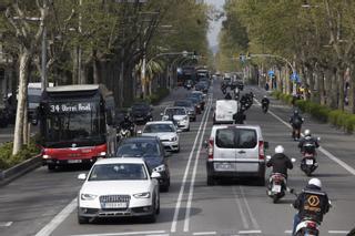 Barcelona estrangula el espacio al coche desde hace 15 años con la movilidad metropolitana sin resolver