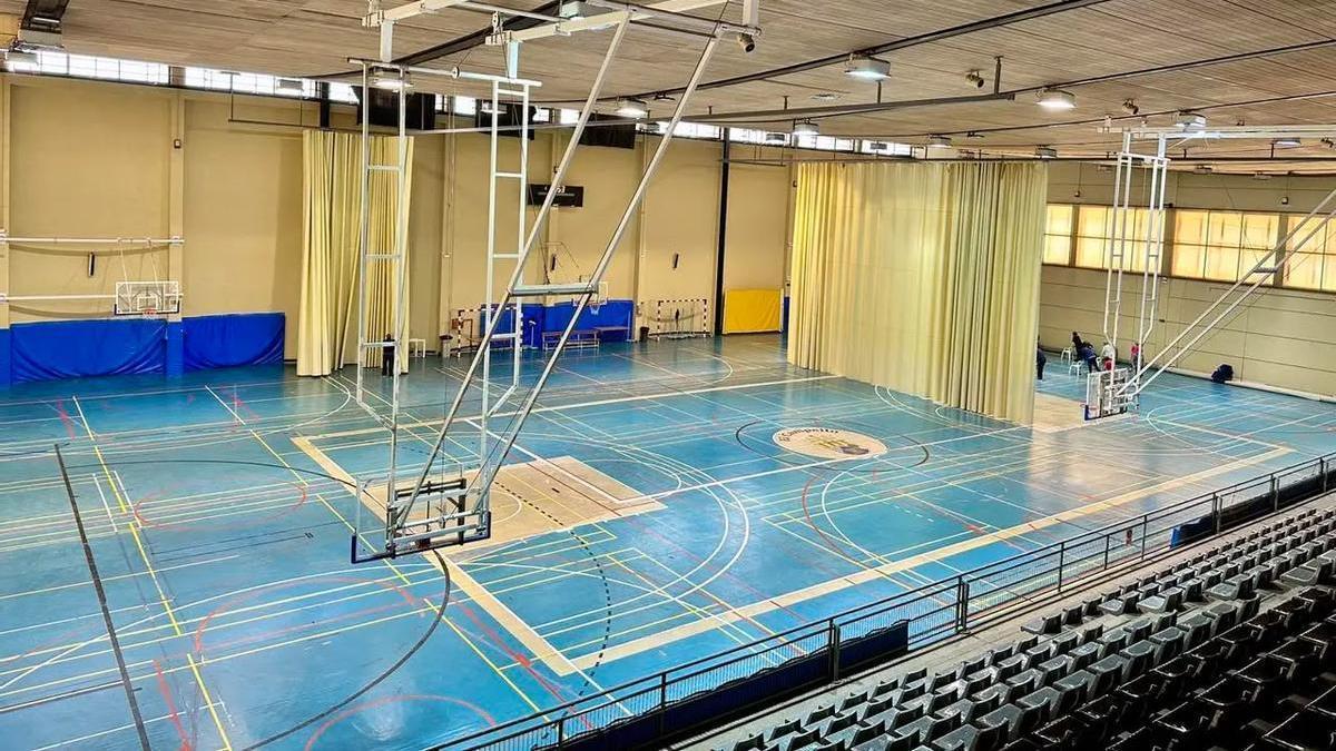 Interior del Polideportivo Central de El Campello.