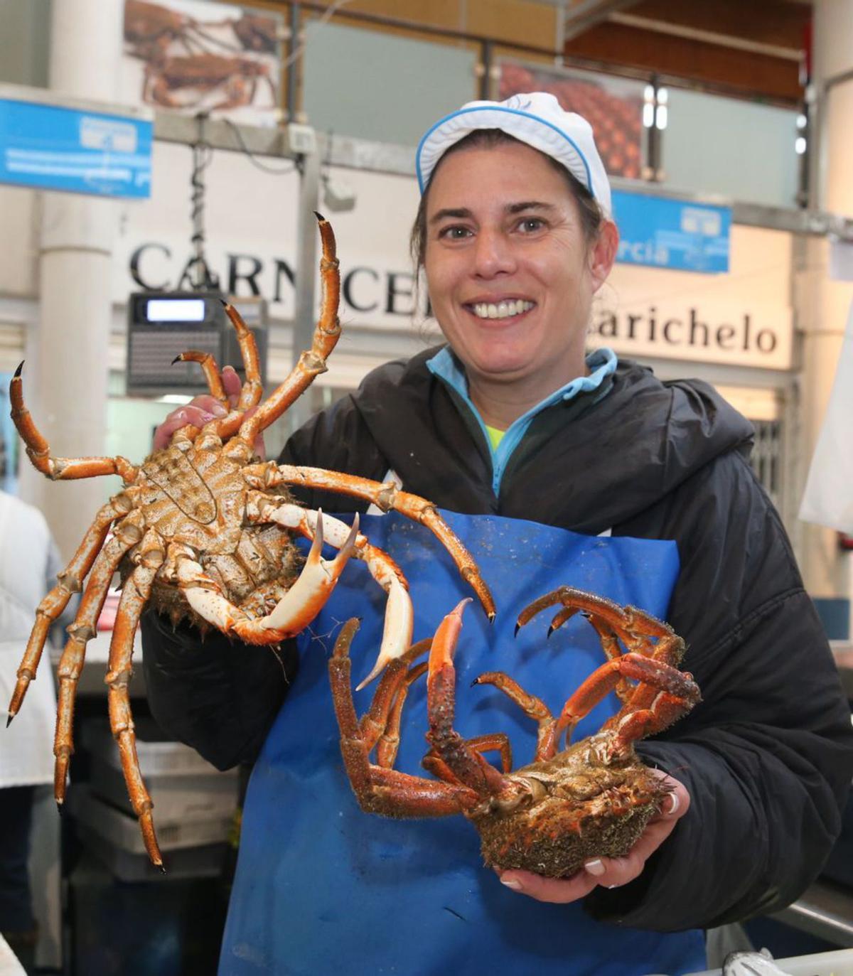 El puesto de Mariscos y Bacalao Rosana, ayer en Bueu.  | // S.Á.