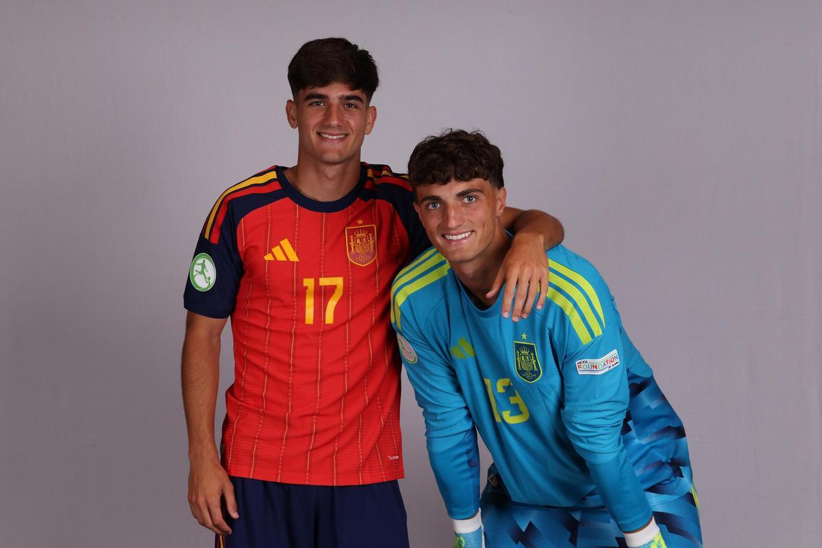 Los béticos Manu González y Morante.
