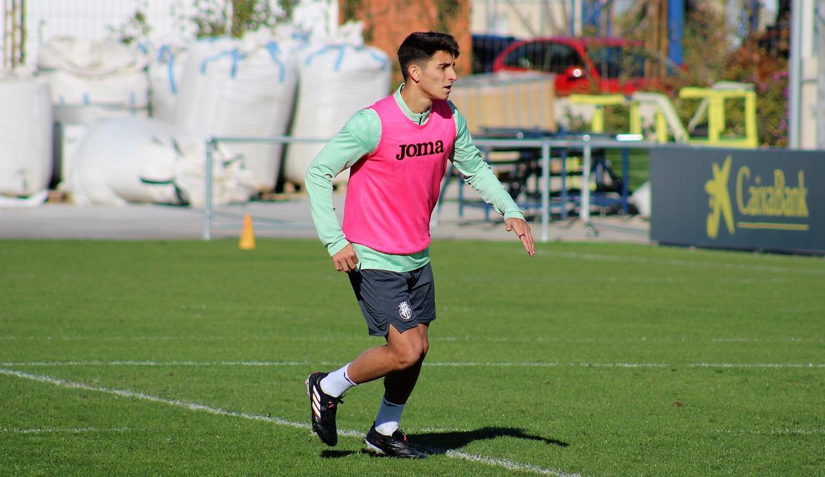 Ramón Terrats se incorporó el miércoles a los entrenamientos del Villarreal B.