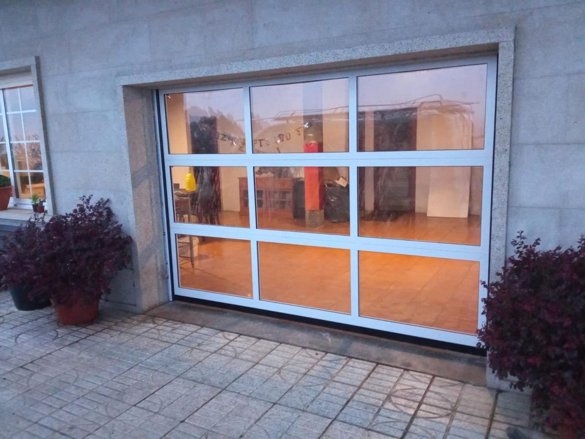 Rafonca es especialista en puertas automáticas