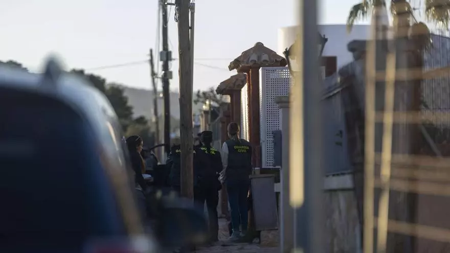 VÍDEO | Hallan los cadáveres de una anciana y su hijo en su domicilio de Portocolom
