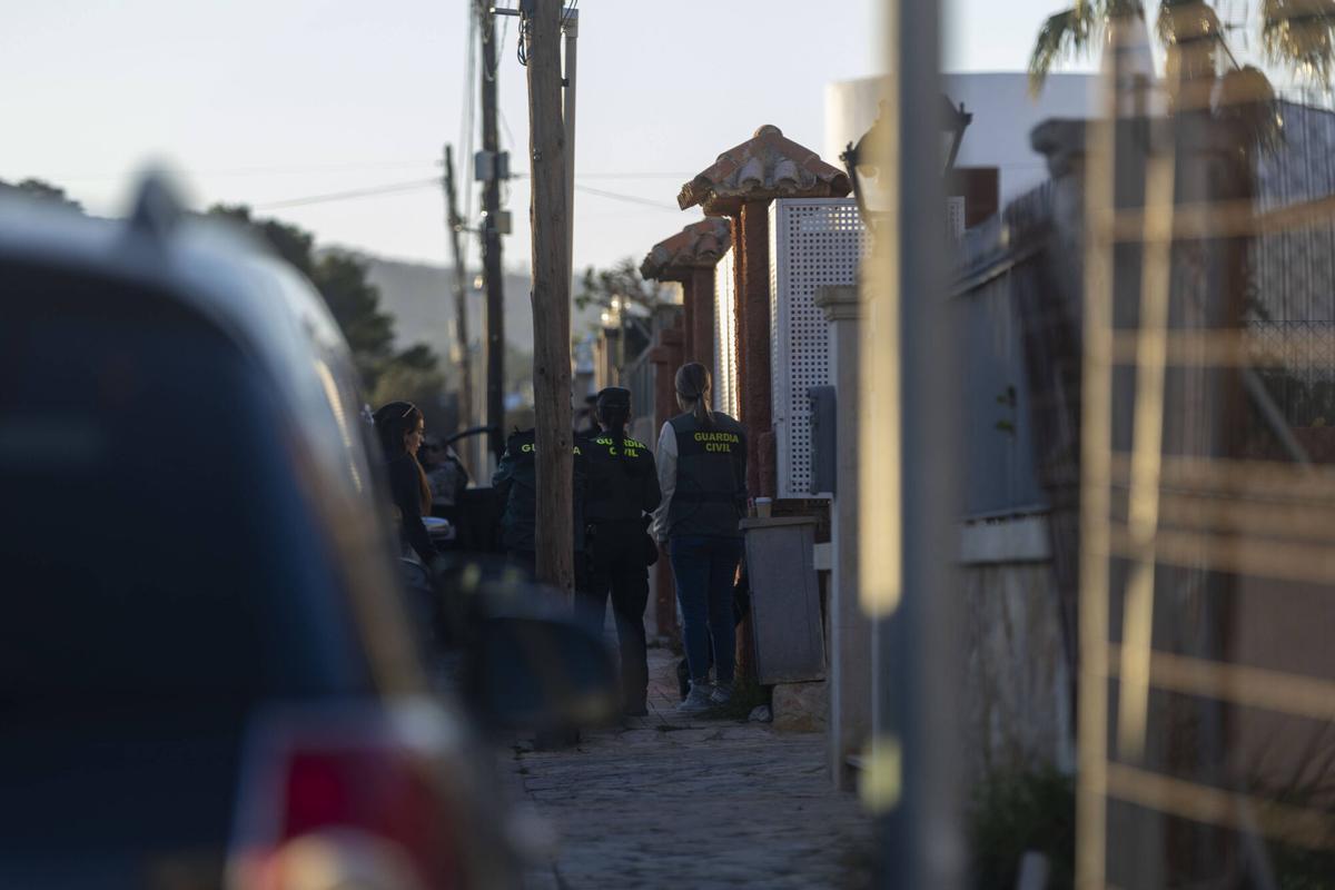 Hallan los cadáveres de una anciana y su hijo en su domicilio de Portocolom.