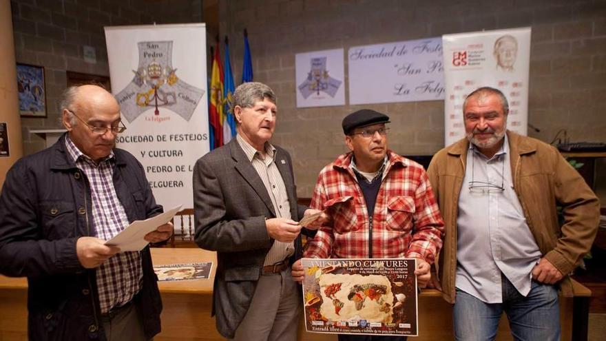 Por la izquierda, Julio Cepedal, Jesús Agustín Menéndez, Benjamín Braga y José Manuel Martín Ferrer, en la presentación.