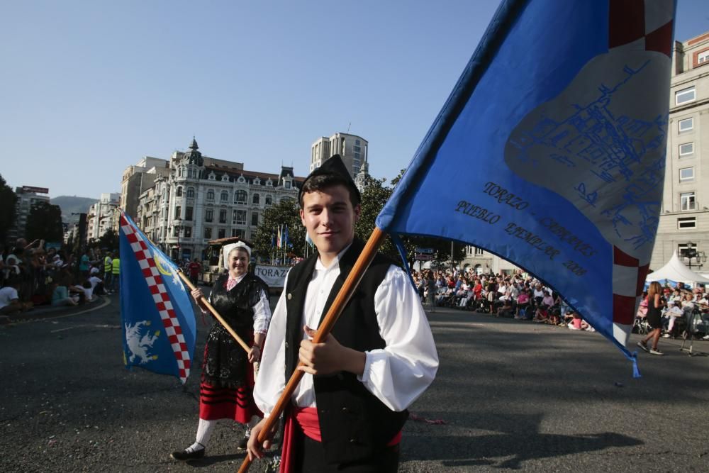 Desfile del Día de América en Asturias