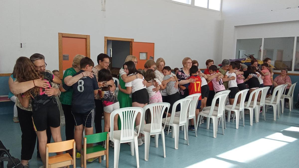 Taller intergeneracional en la pedanía de Canara, en Cehegín