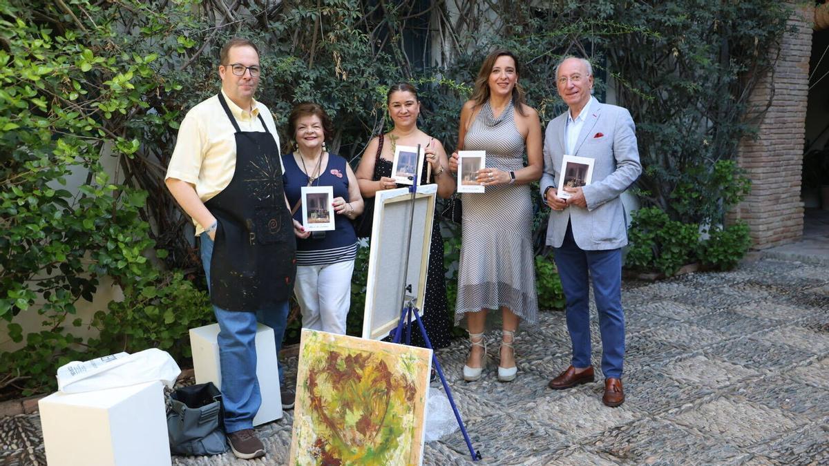 Viana inaugura la exposición 'Alma de Córdoba'