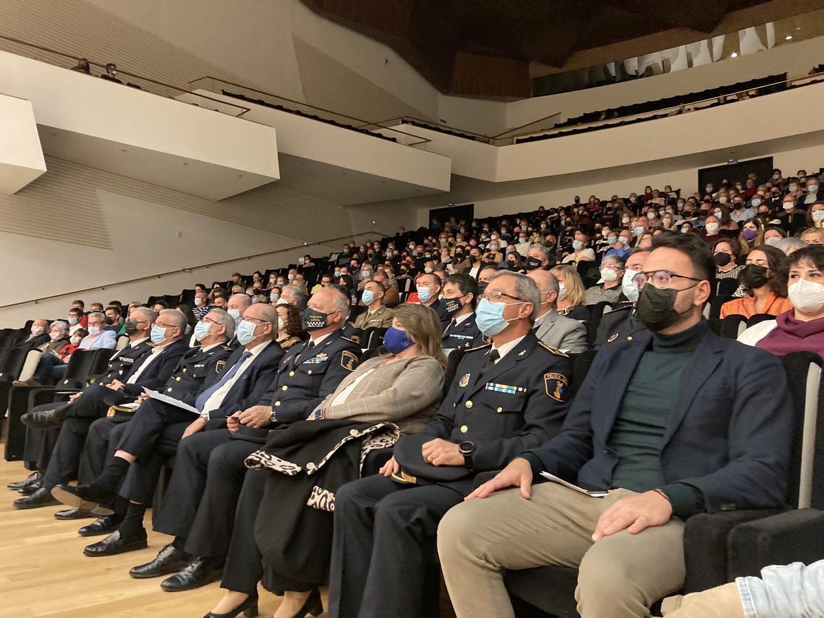 Estreno del nuevo himno de la Policía Local de Alicante