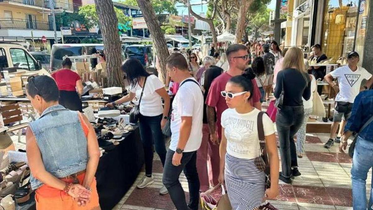 La Botiga al Carrer en una passada edició.
