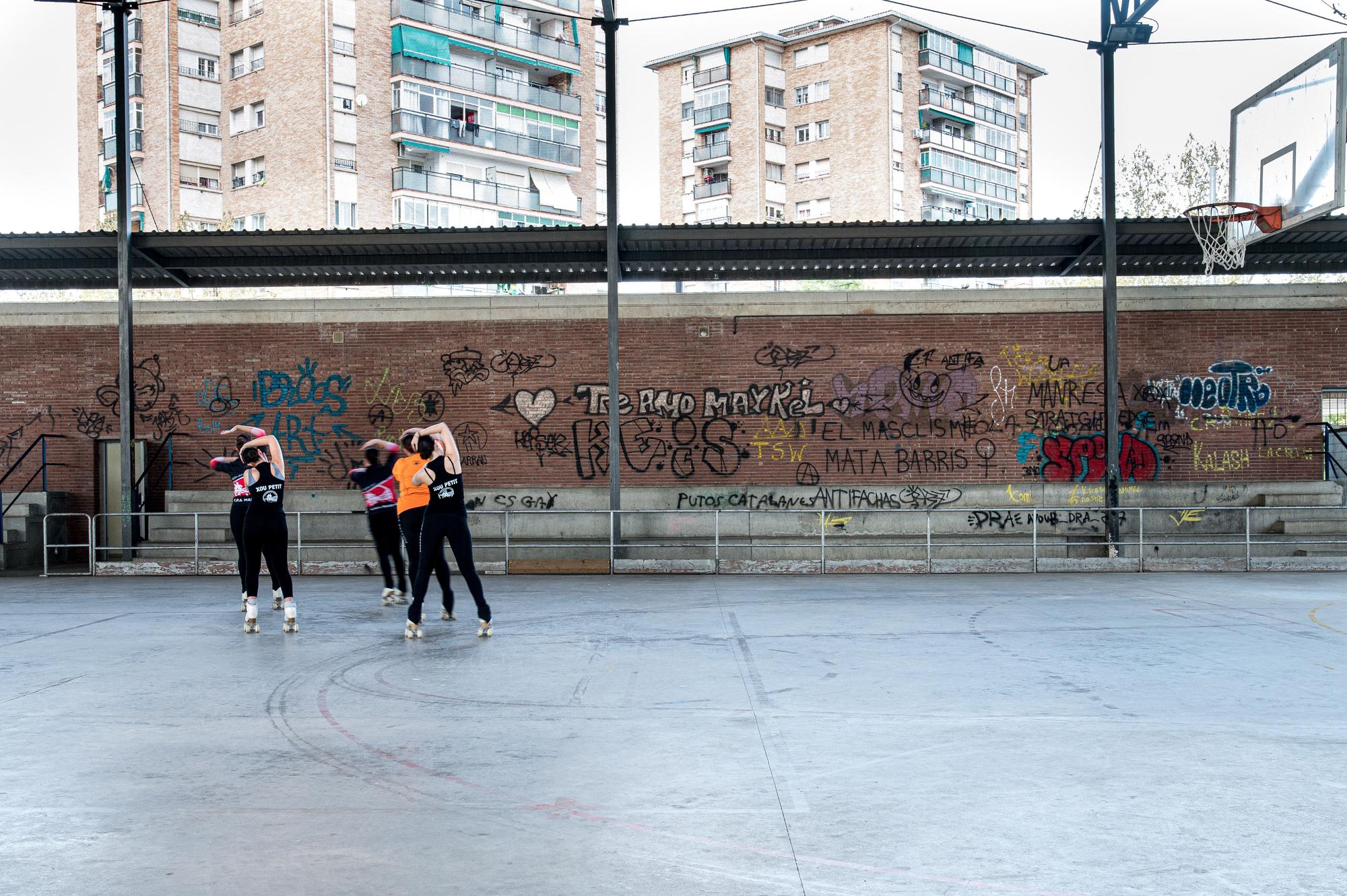 Entrenament a la pista de la Font dels Capellans del Club Patinatge Artístic Manresa