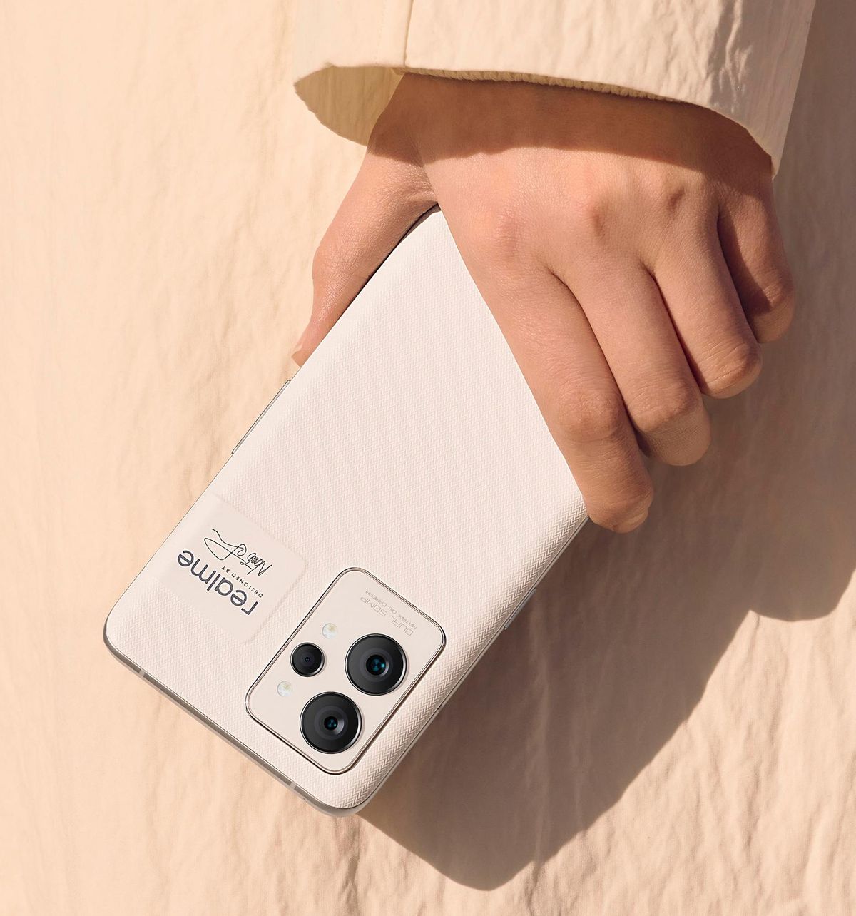 realme anuncia el mòbil GT 2 Pro fet de polímer biològic realme anuncia el mòbil GT 2 Pro fet de polímer biològic