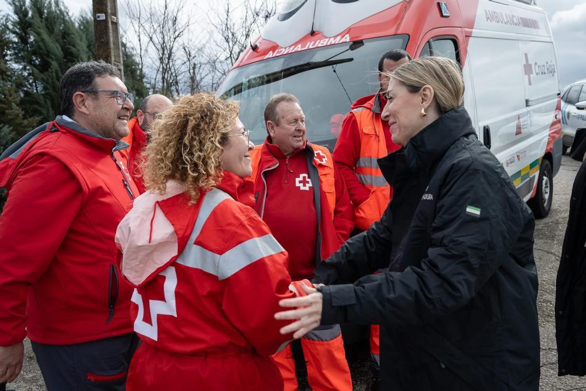 Fotogalería | María Guardiola visita las zonas afectadas por las inundaciones en Coria