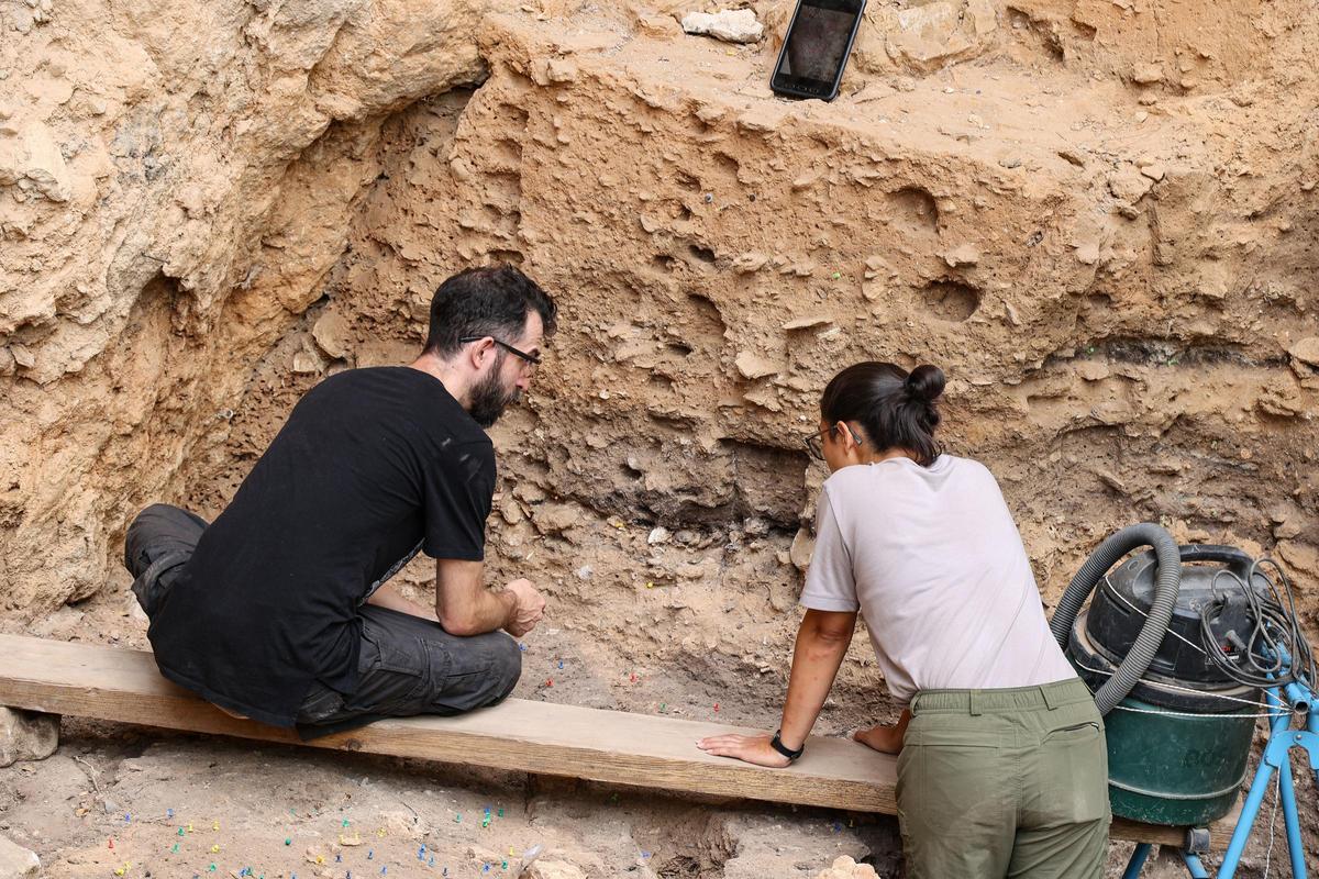 Un momento de la excavación de El Salt