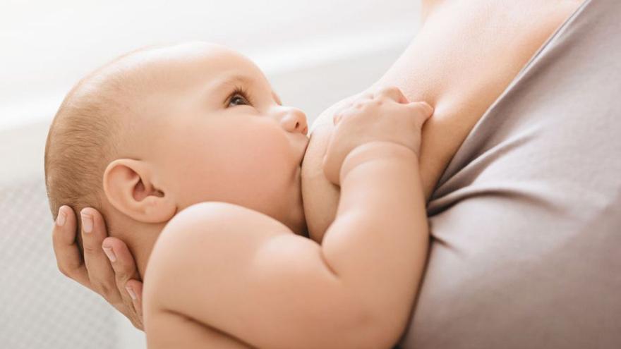 Malas noticias para los trabajadores con hijos: se recorta el permiso de lactancia