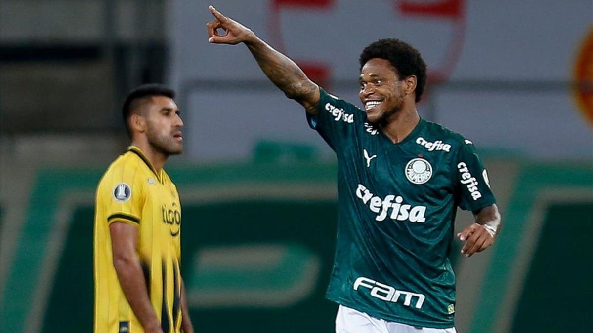 Palmeiras derrotó a Guaraní en Brasil