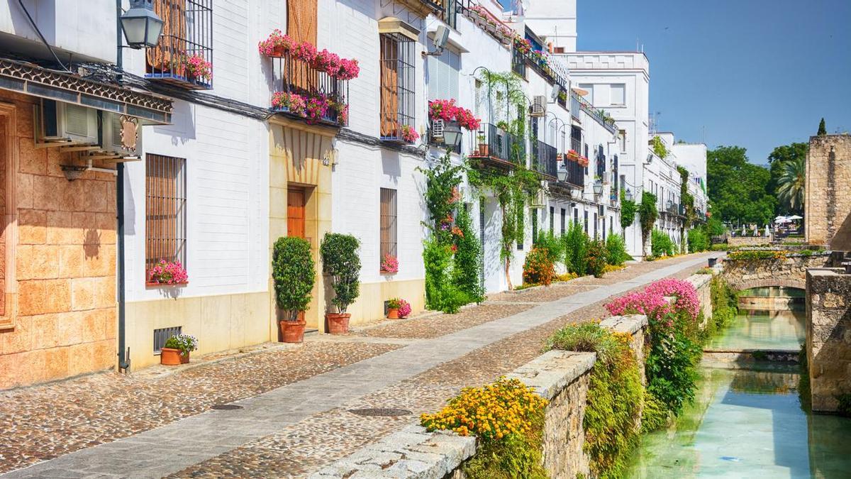 La "Villa Botánica" cordobesa donde comer un excelente salmorejo