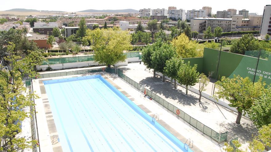 Más de 180 firmas piden a Guardiola que reabra la piscina de las mujeres de Cáceres y el frontón