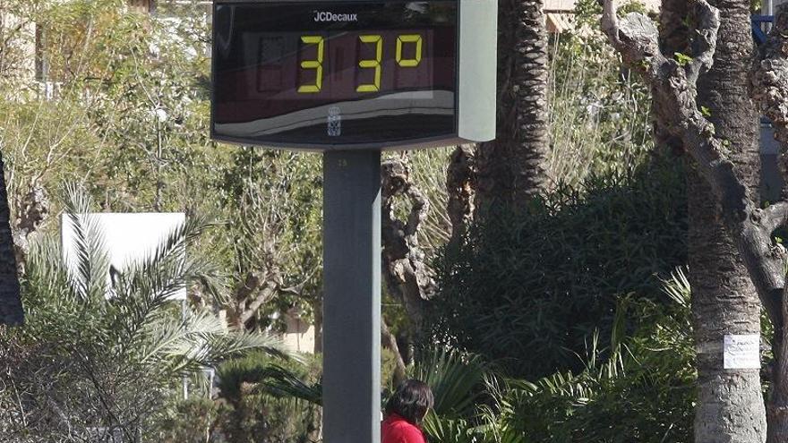 Imagen tomada a un termómetro de Murcia.