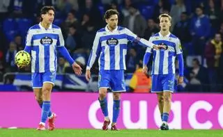 Riazor se desangra y el Deportivo se estrella contra las remontadas en Liga