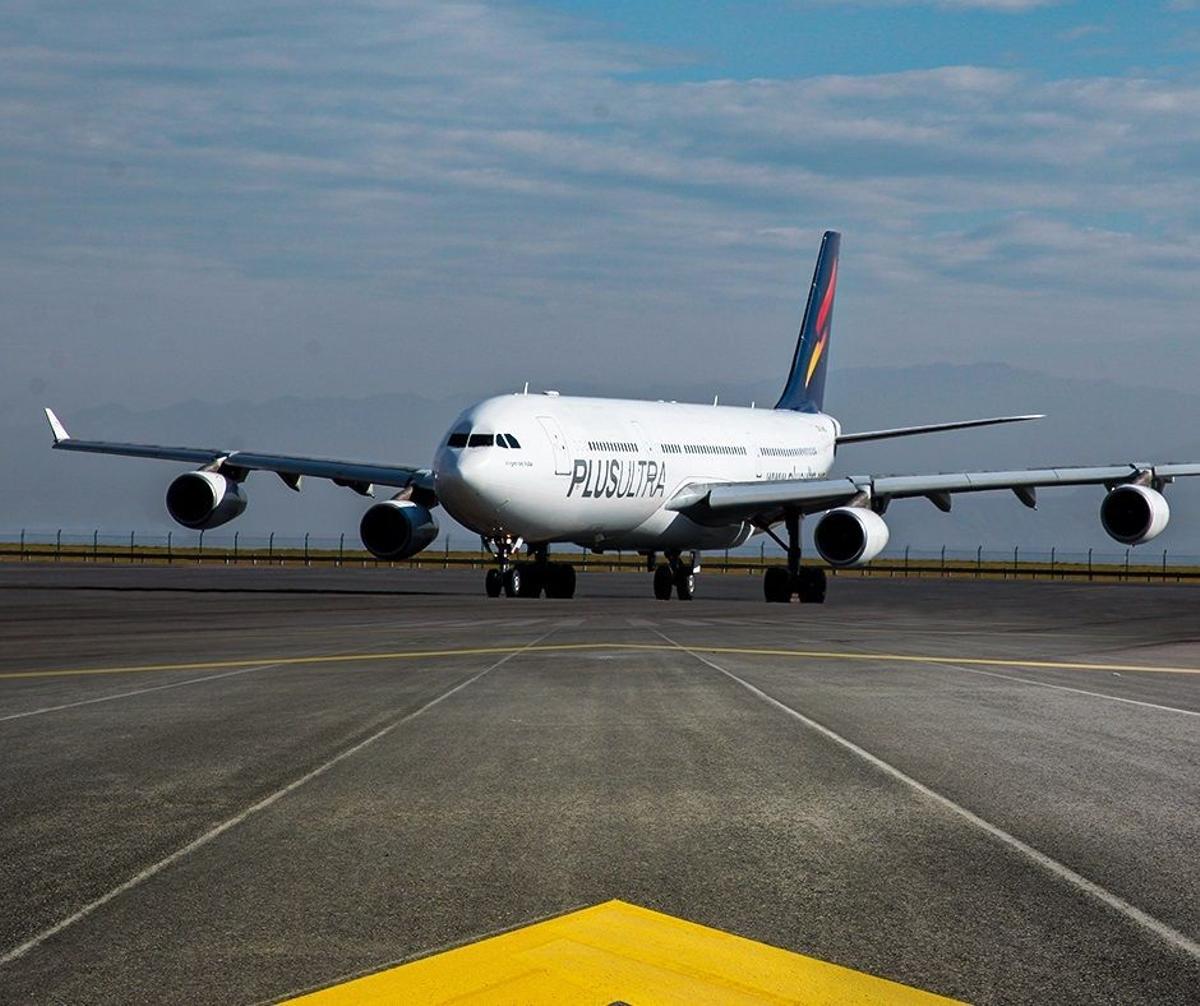 Aquatravel, condemnat a pagar més de 2 milions d’euros a Plus Ultra Líneas Aéreas Aquatravel, condemnat a pagar més de 2 milions d’euros a Plus Ultra Líneas Aéreas