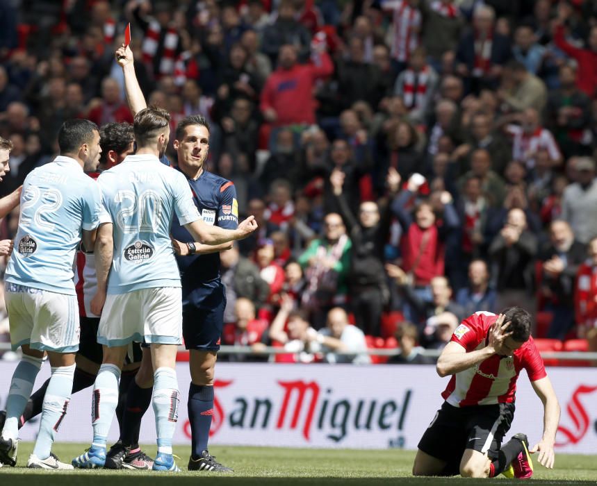 El Athletic le arrebata la quinta plaza a los celestes en un partido marcado por la expulsión de Cabral