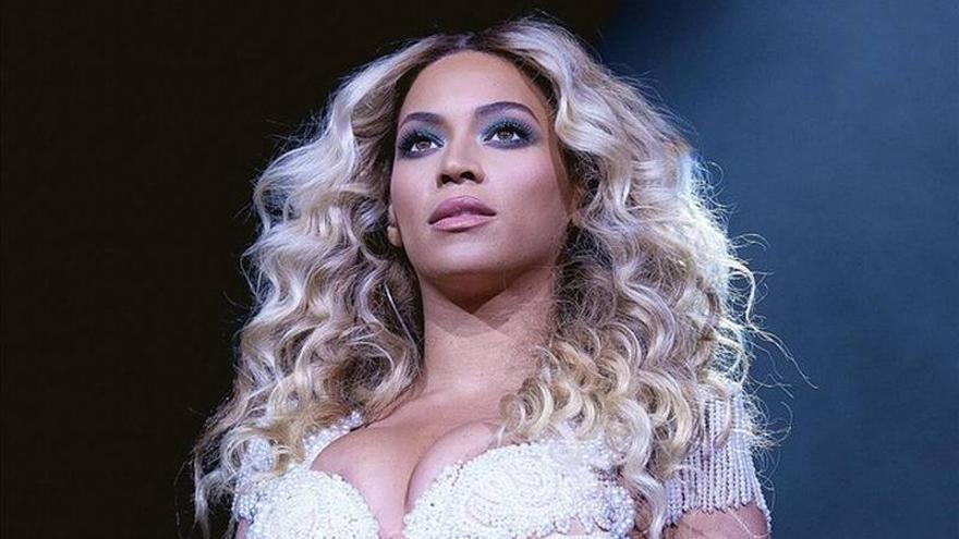 Beyoncé saca nuevo disco sin publicidad y por sorpresa