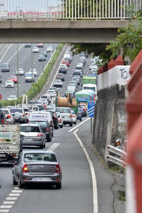 COLAS ACCIDENTE CAMIÓN OJOS DE GARZA