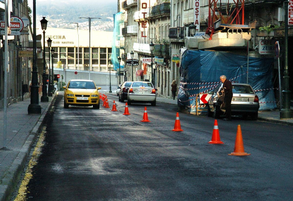 Nuevas obras en la Rúa Carral, en 2005.