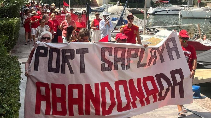 Vecinos de Port Saplaya se movilizan contra el "abandono institucional" y exigen soluciones urgentes a los problemas del núcleo costero