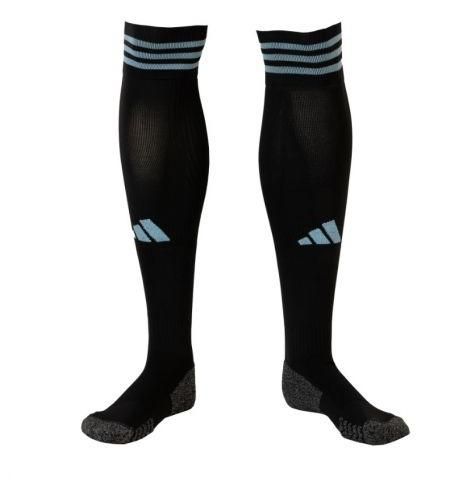 Las medias de esta temporada serán negras y no azules, como de costumbre, en homenaje a los colores del equipo de 1923.