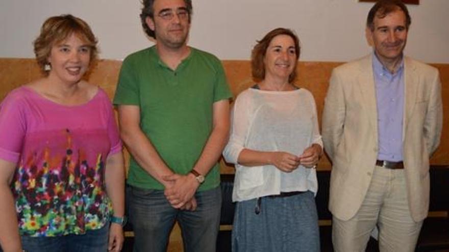 Per l&#039;esquerra, Ermínia Altarriba (ERC), Oriol Camps (CUP), Rosalia Monroy (PSC) i Antoni Biarnés (CDC)