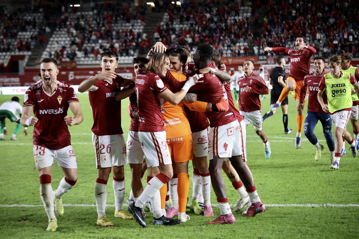 Todas las imágenes del Real Murcia - Antequera