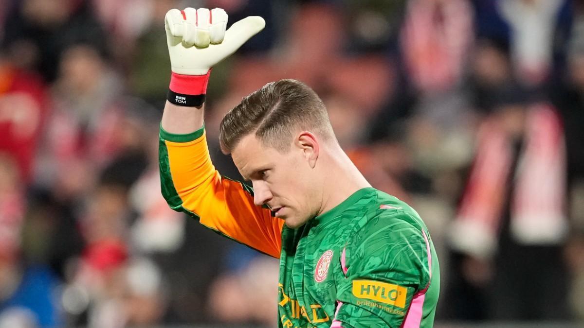 Flick, sobre una posible vuelta de Ter Stegen tras la lesión: “Tenemos que esperar”