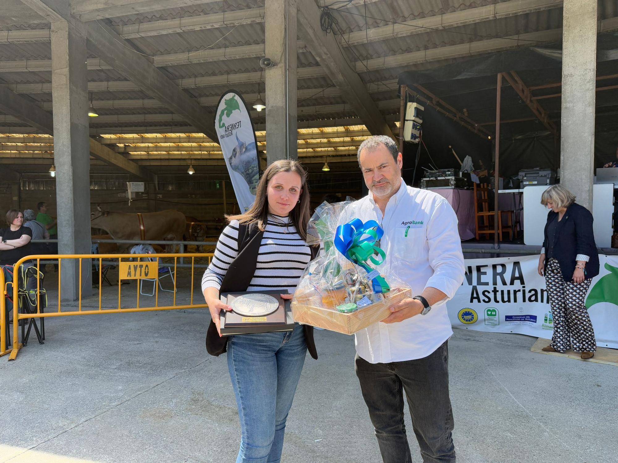 Así ha sido la entrega de premios del XI Certamen de Ganado Vacuno de Asturiana de los Valles de Grado