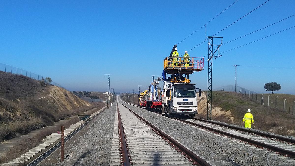 Obras del AVE en Extremadura.