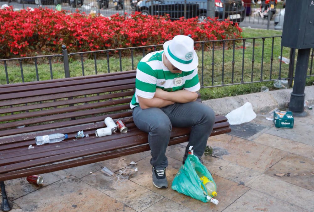 Alcohol, policía, basura... aficionados del Celtic