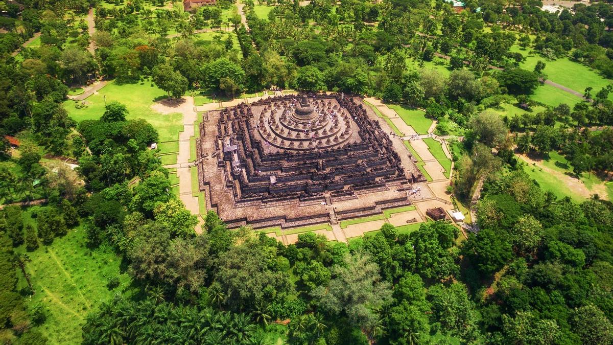 Borobudur, el monumento a Buda más grande del mundo